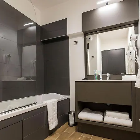 Furnished In An Attractive Town Lejlighed